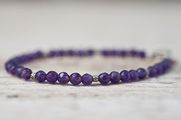 Amethyst gemstone bracelet