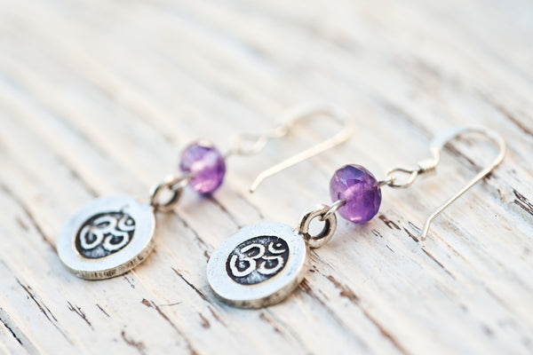 Silver Om earrings with amethyst